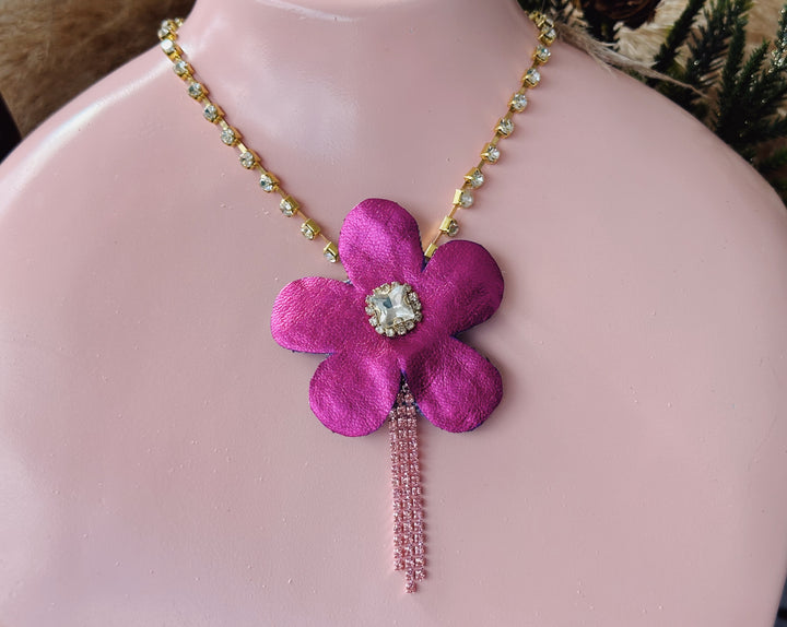 Rhinestone Choker with Flower pin